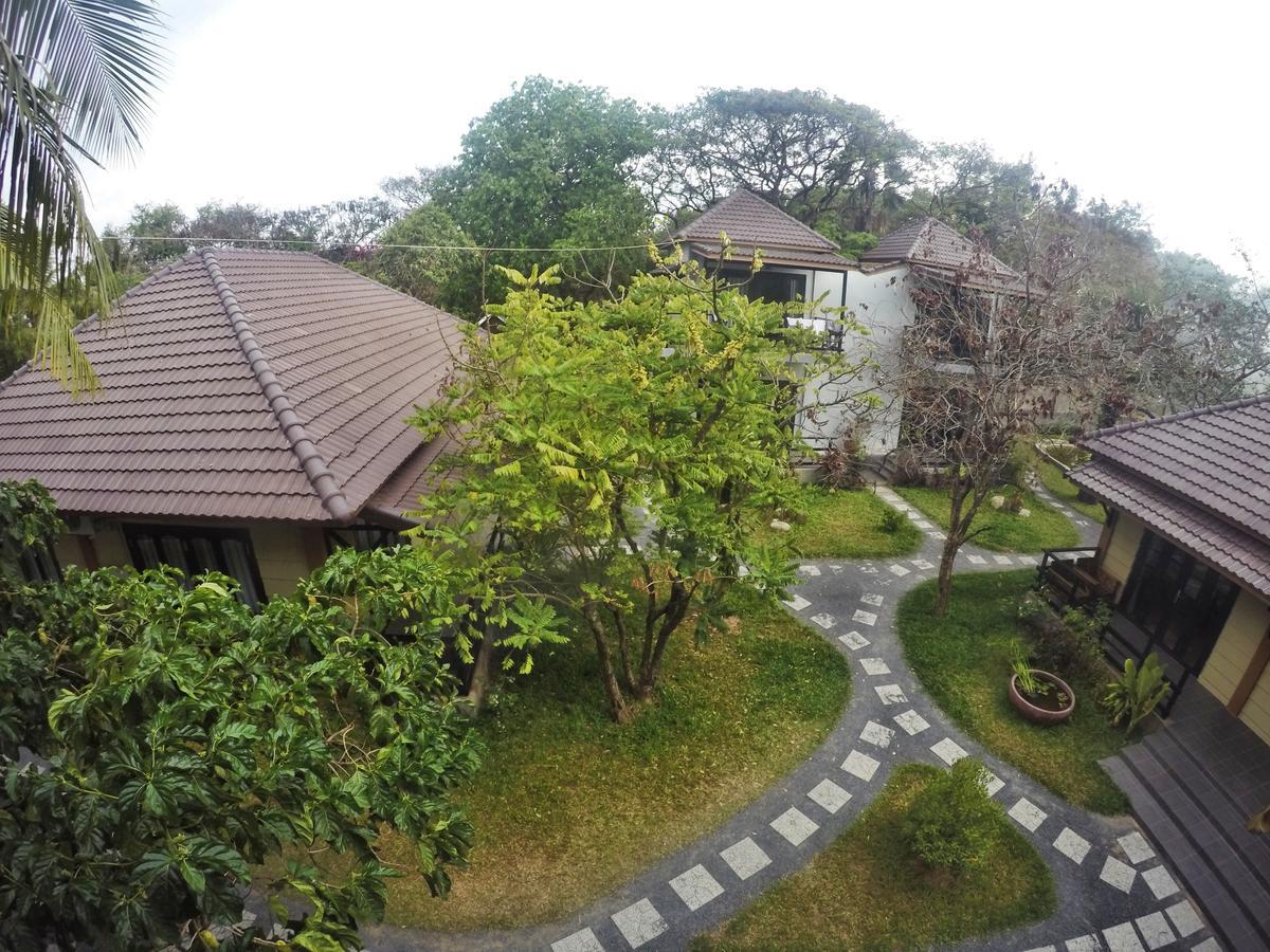 Salty River Resort Kampot Exterior photo