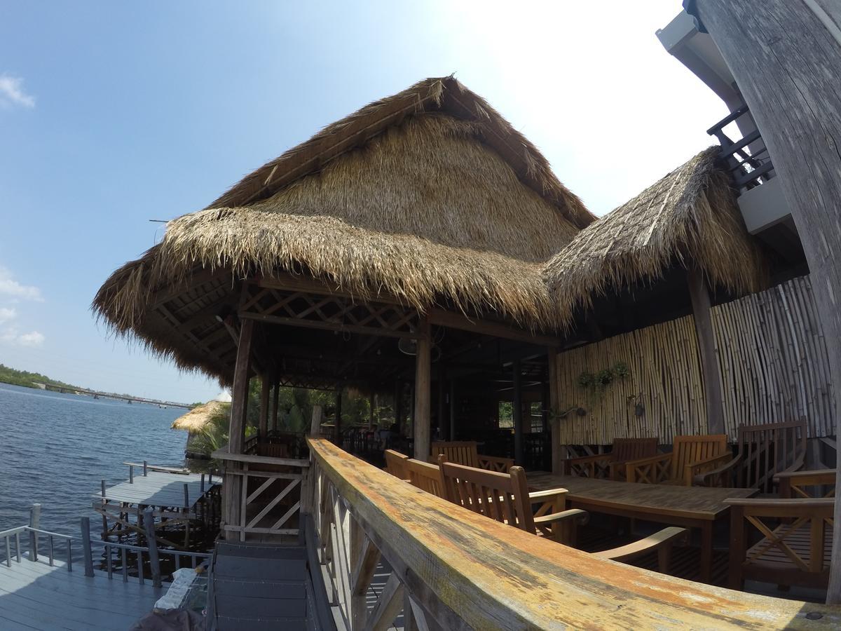 Salty River Resort Kampot Exterior photo