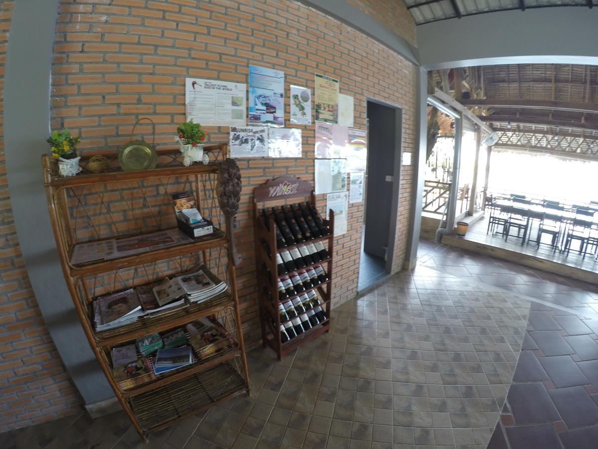 Salty River Resort Kampot Exterior photo