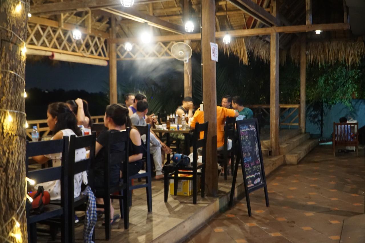 Salty River Resort Kampot Exterior photo