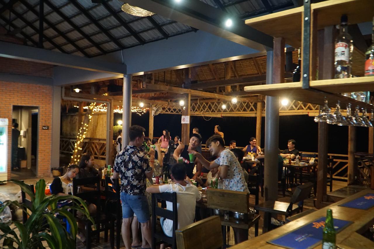 Salty River Resort Kampot Exterior photo