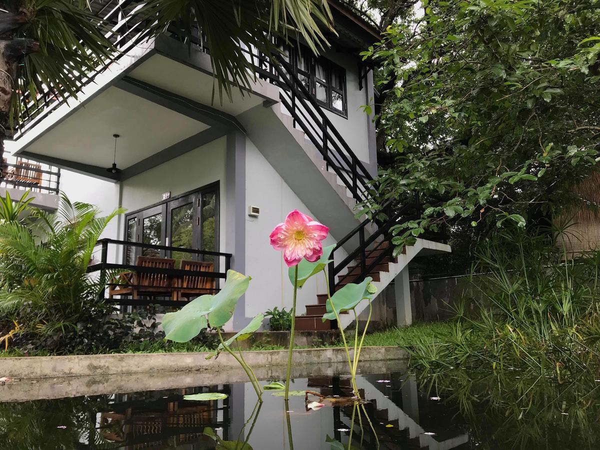Salty River Resort Kampot Exterior photo