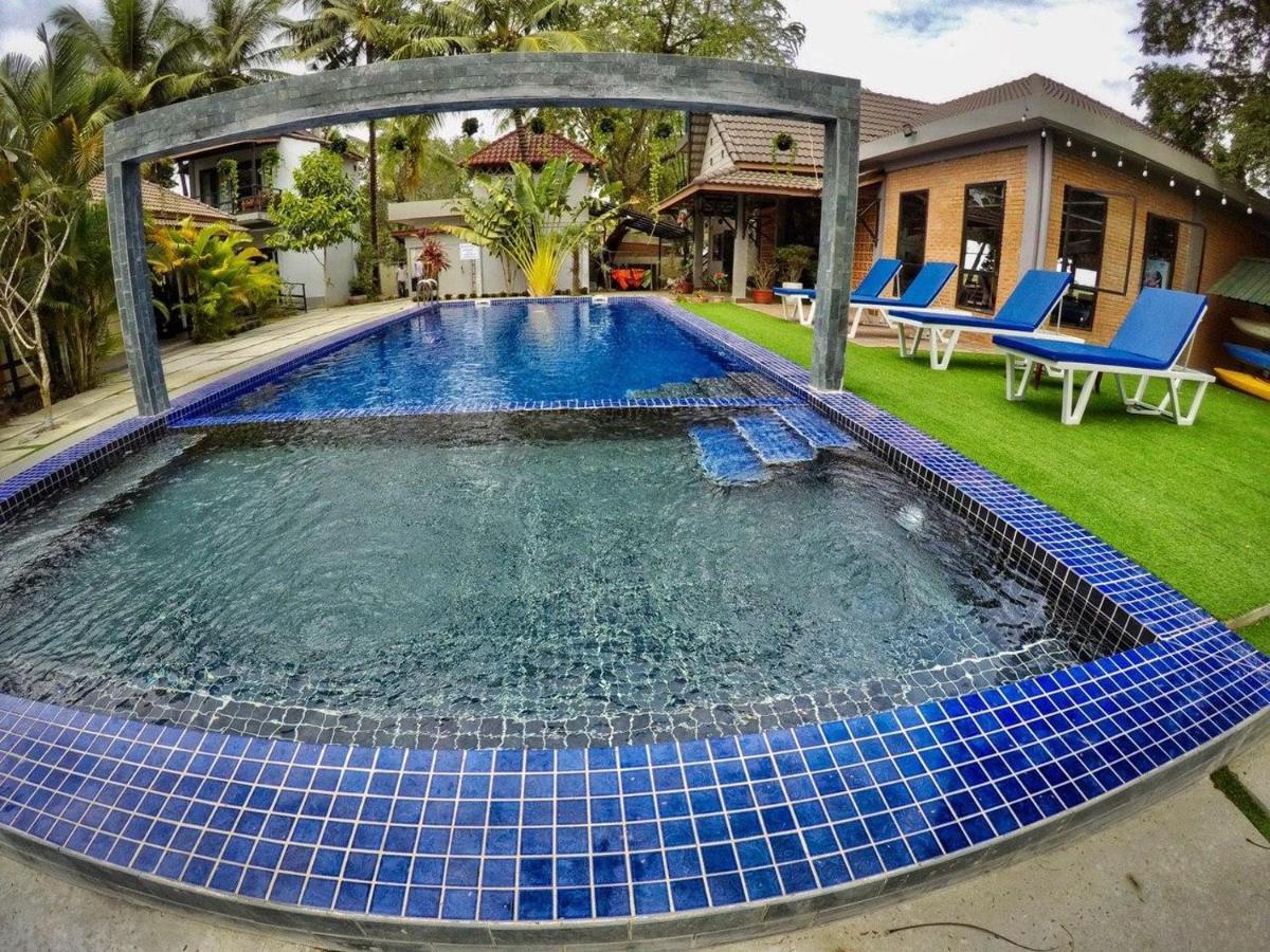 Salty River Resort Kampot Exterior photo