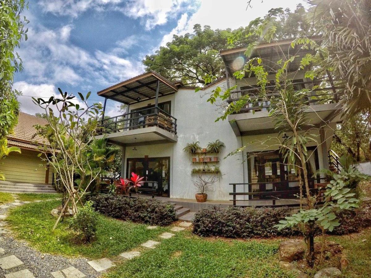 Salty River Resort Kampot Exterior photo
